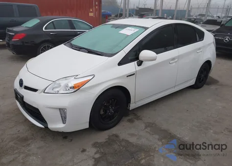 2015 Toyota Prius Four из США, поврежденный, VIN JTDKN3DU6F1915026